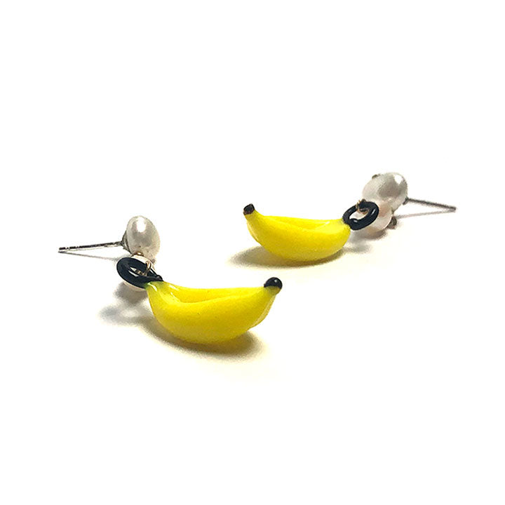 Pearly banana drops