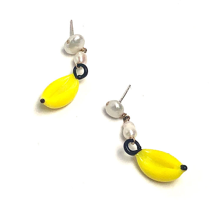 Pearly banana drops